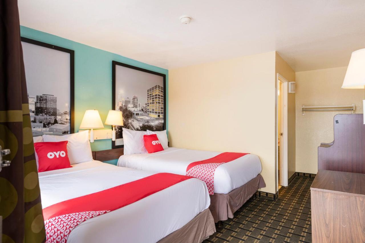 Oyo Ok I-44/route 66 Hotel Tulsa